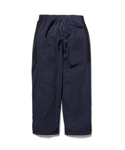 画像をギャラリービューアに読み込む, TRACK SUIT(TRO)