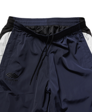 画像をギャラリービューアに読み込む, TRACK SUIT(TRO)