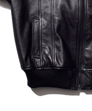 画像をギャラリービューアに読み込む, Smooth Leather Studs Zipup