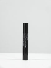 画像をギャラリービューアに読み込む, lip balm fragment design (b)