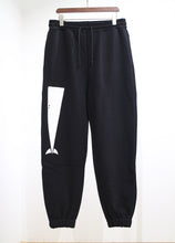 画像をギャラリービューアに読み込む, COURT SWEAT TROUSERS