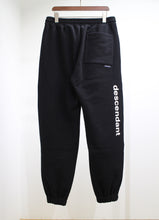画像をギャラリービューアに読み込む, COURT SWEAT TROUSERS