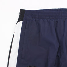 画像をギャラリービューアに読み込む, TRACK SUIT(TRO)