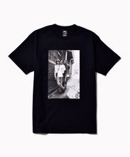 画像をギャラリービューアに読み込む, Nirvana"YL Photo" Tee
