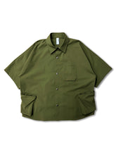 画像をギャラリービューアに読み込む, THE MULTIPLE POCKETS S/S SHIRTS
