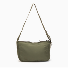 画像をギャラリービューアに読み込む, CHARLIE II SHOULDER BAG (M)
