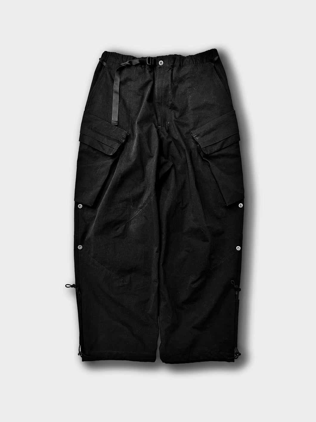 THE CHANGING LENGTH/HEM DEFORMED CARGO PANTS