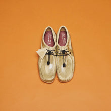 画像をギャラリービューアに読み込む, CLARKS | POLIQUANT THE WALLABEE &#39;BEAUTIFICATION OVER TIME&#39;
