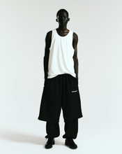 画像をギャラリービューアに読み込む, Dry Tech Sweat Shorts
