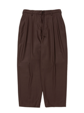 画像をギャラリービューアに読み込む, T/W Twill 2 Tuck Wide Easy Trousers
