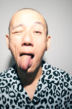 画像をギャラリービューアに読み込む, WDS x MINEDENIM LIPS LEOPARD PRINT OPEN COLLAR SH

