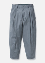 画像をギャラリービューアに読み込む, TWO TUCK PANTS
