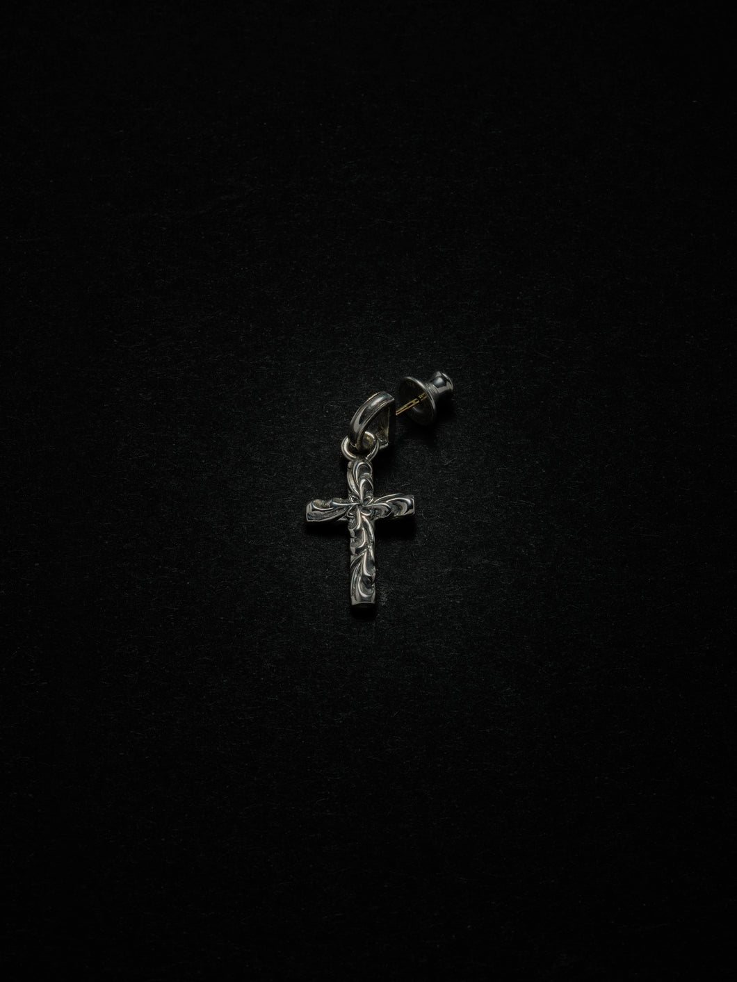 Ornament Cross Earring