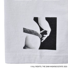 画像をギャラリービューアに読み込む, Sam Haskins × Stie-lo “kate” Tee
