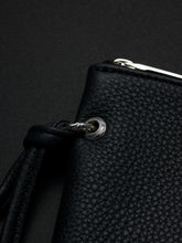 画像をギャラリービューアに読み込む, Leather Clutch Bag
