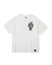 画像をギャラリービューアに読み込む, M&amp;M x MASSES T-SHIRT SAW
