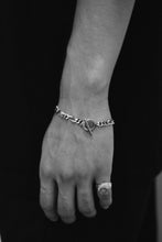 画像をギャラリービューアに読み込む, Figaro Wide Chain Bracelet
