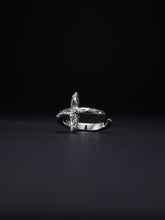 画像をギャラリービューアに読み込む, Engraved Cross Ring
