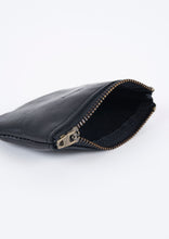 画像をギャラリービューアに読み込む, LEATHER CASE S
