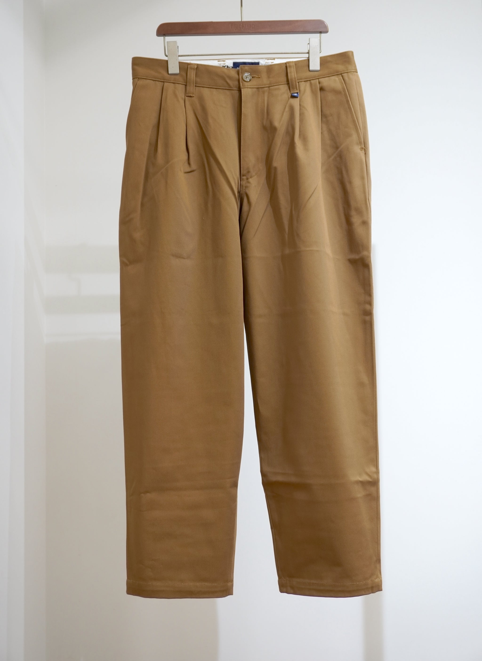 DC-3 ORGANIC COTTON TWILL TROUSERS – Roots Bonds ONLINE STORE