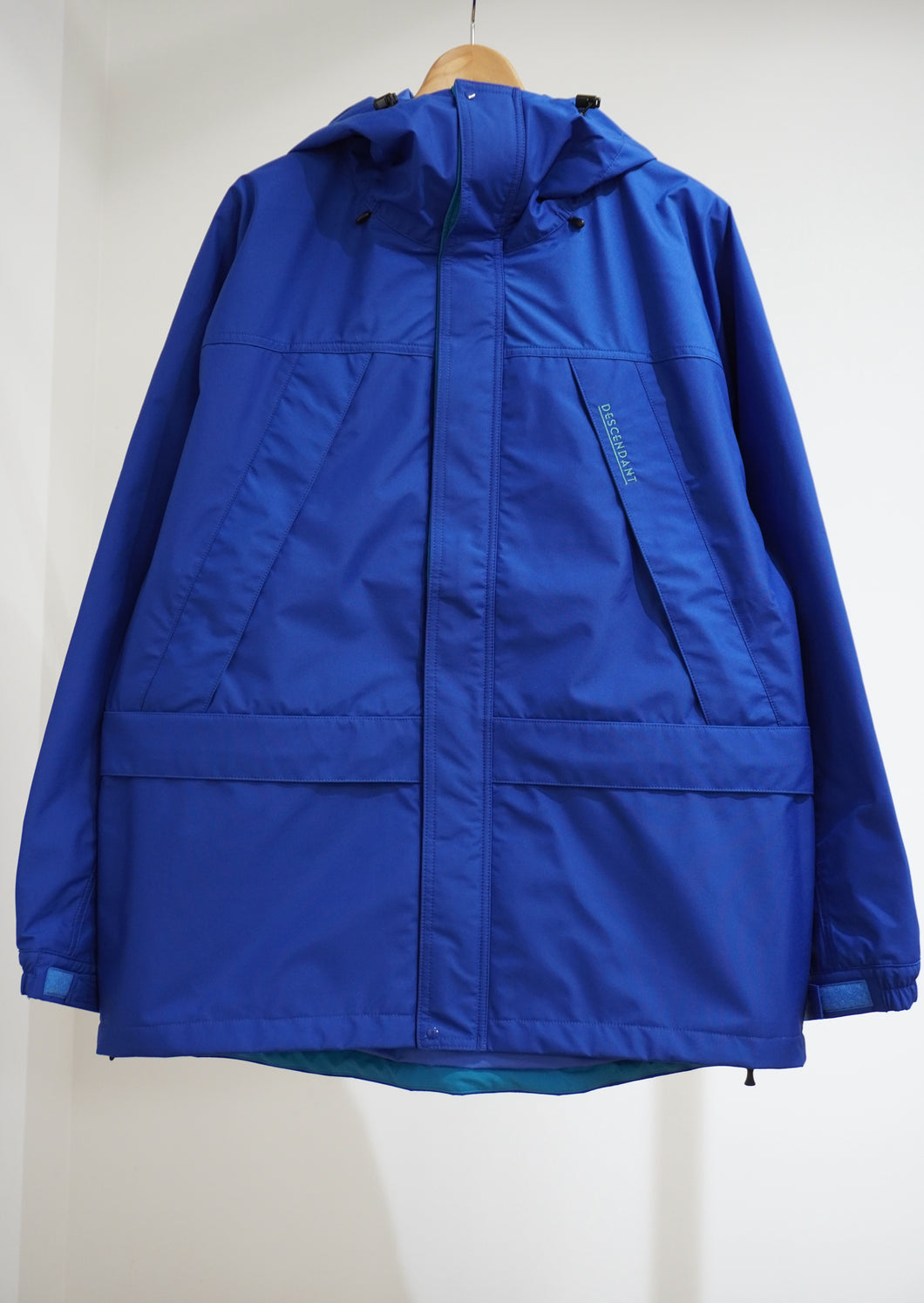 MONTAGNE NYLON JACKET 3LAYER