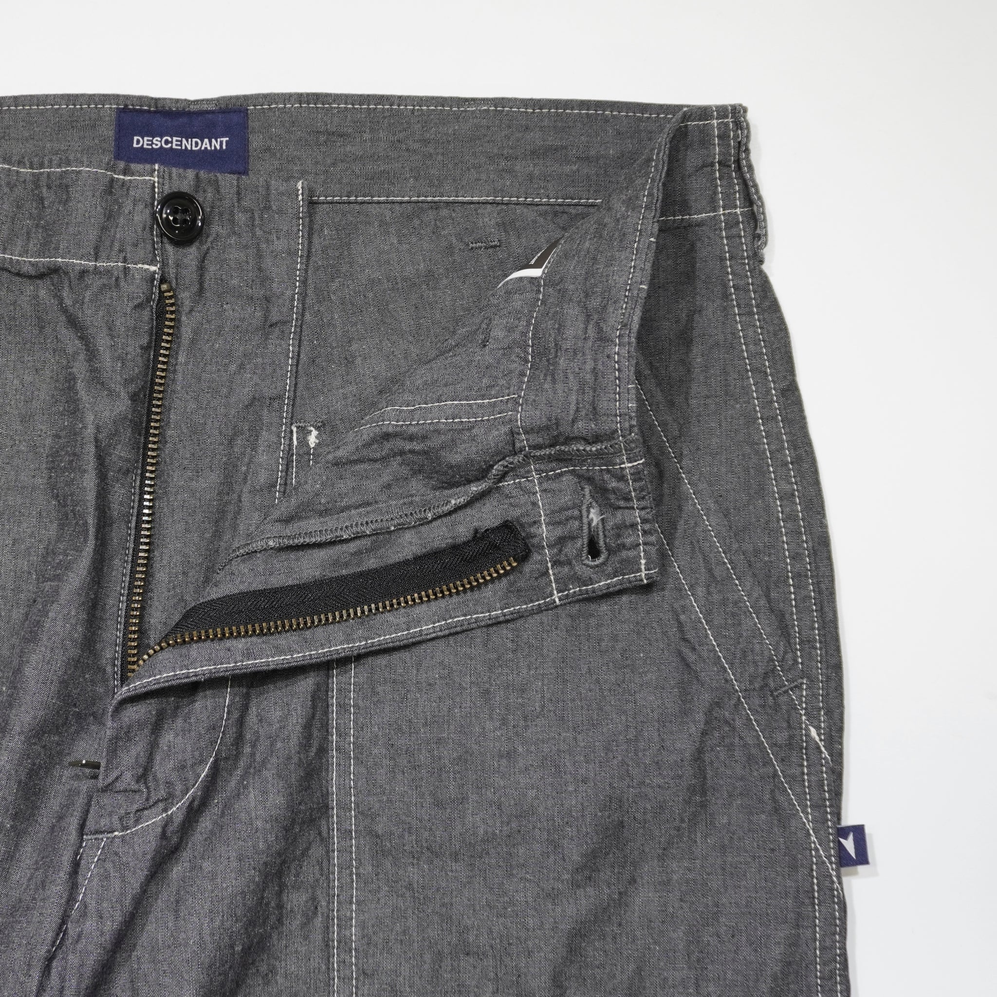 J*N様 25SS DESCENDANT BAKER CHAMBRAY TROU BAKER CHAMBRAY TROUSERS – Roots Bonds ONLINE STORE