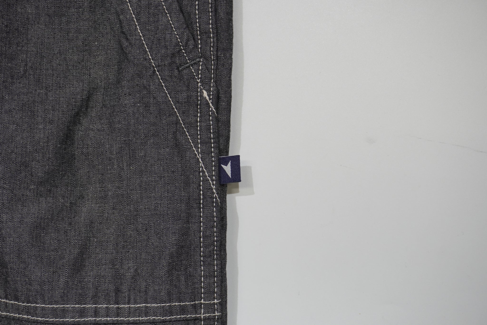 BAKER CHAMBRAY TROUSERS – Roots Bonds ONLINE STORE
