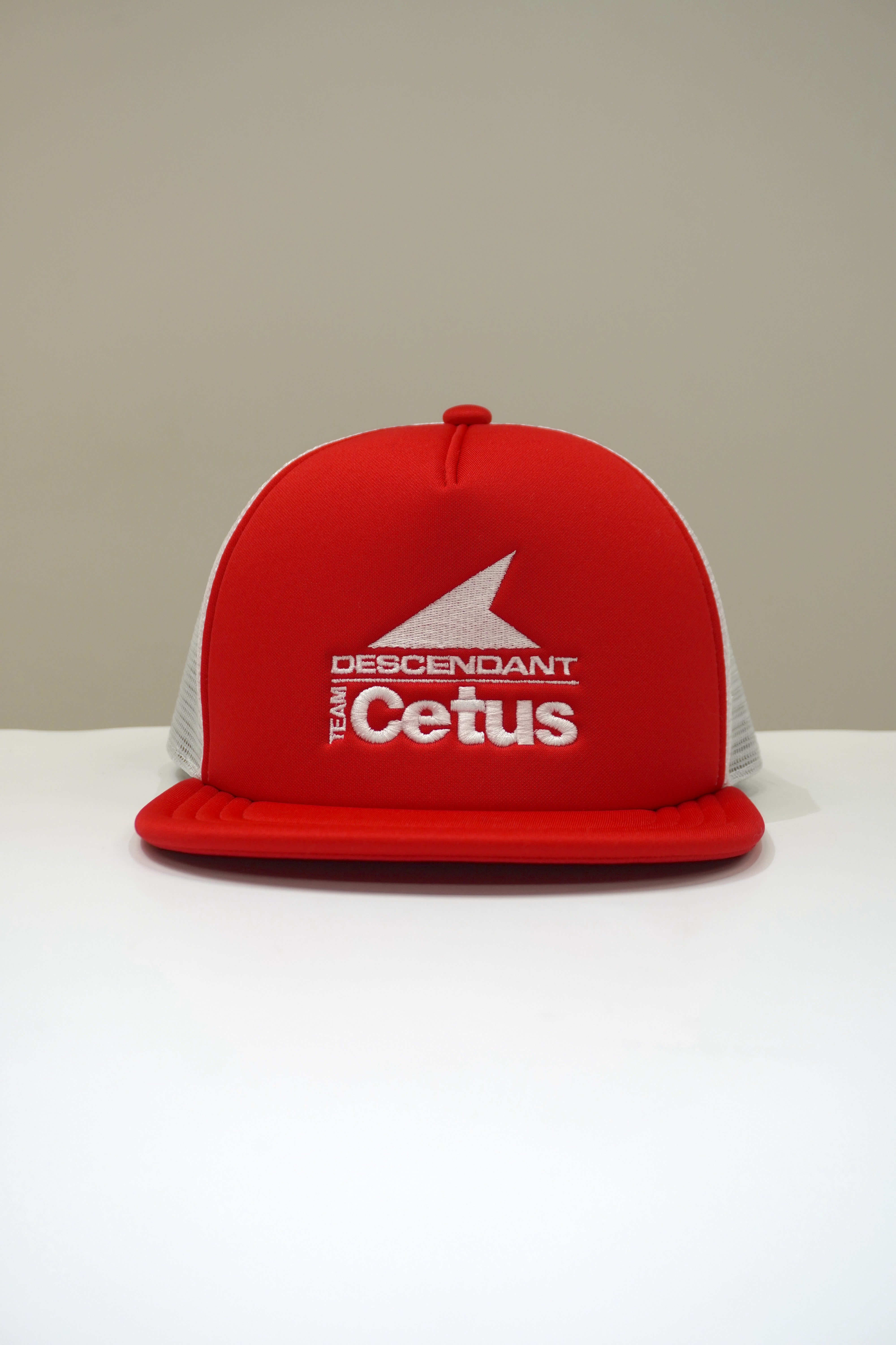 decsendant TEAM CETUS TRUCKER メッシュキャップ