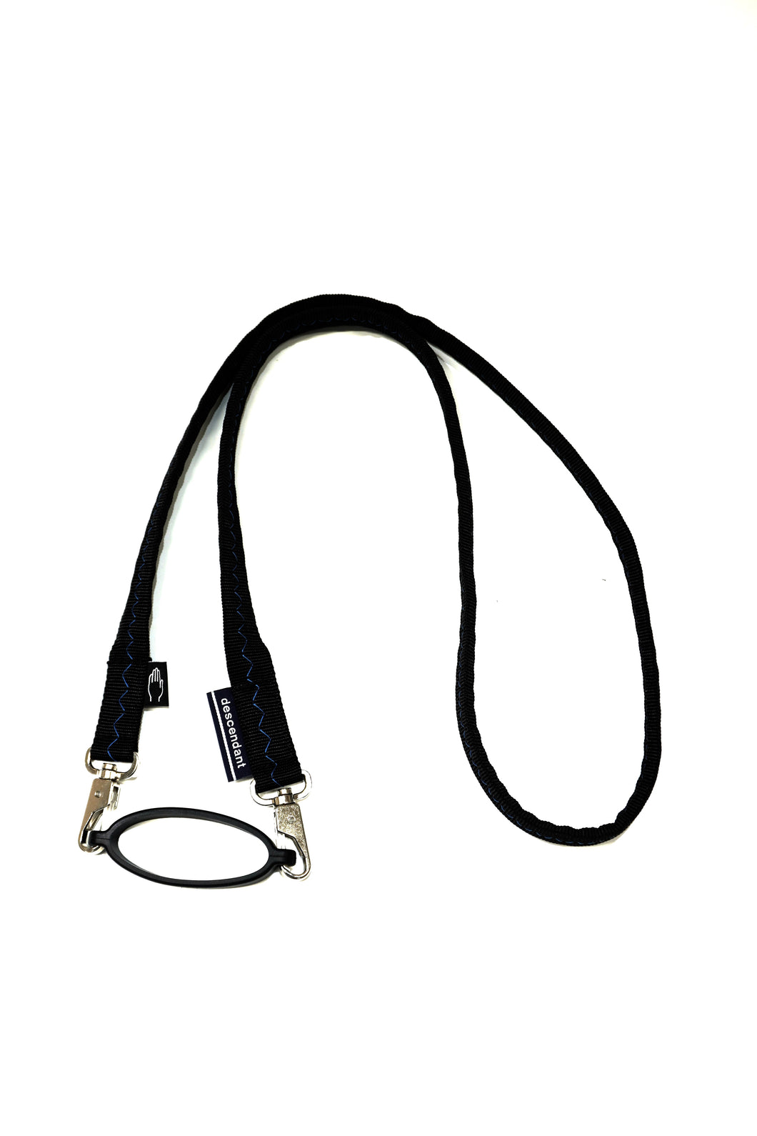 BUNGEE STRAP TAKES HANDS
