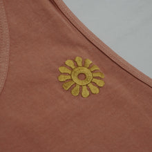 画像をギャラリービューアに読み込む, Indian Embroidered Tank
