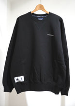 画像をギャラリービューアに読み込む, ATH CREW NECK
