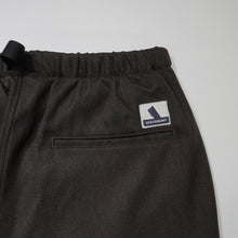 画像をギャラリービューアに読み込む, CLASP WEBBING TROUSERS
