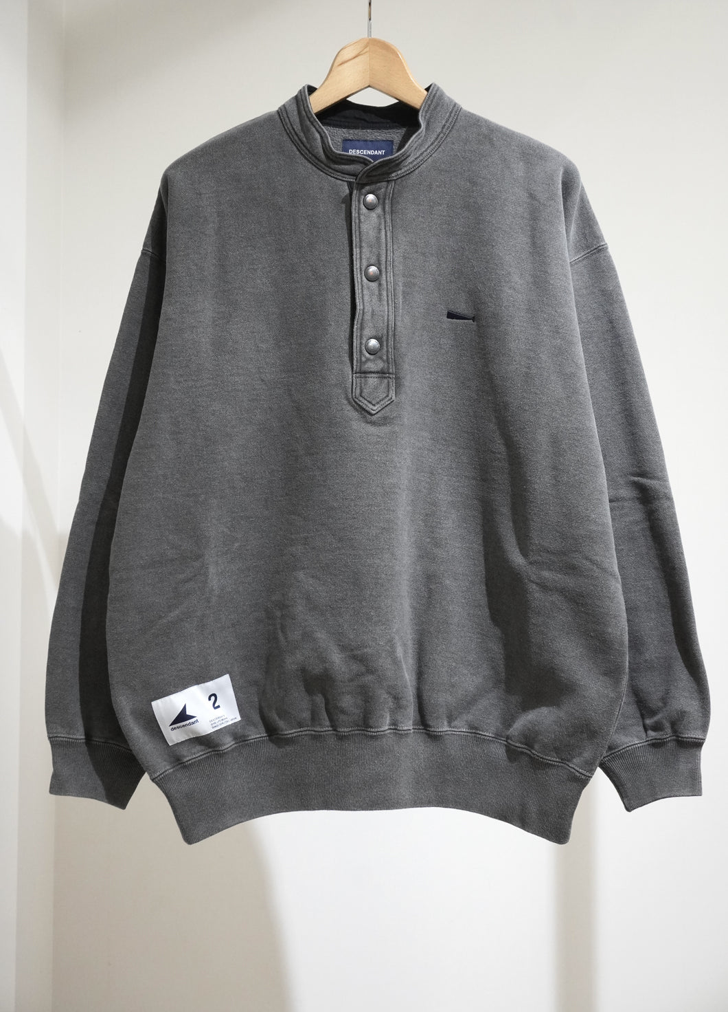 VOIL HENLEY NECK PIGMENT DYE