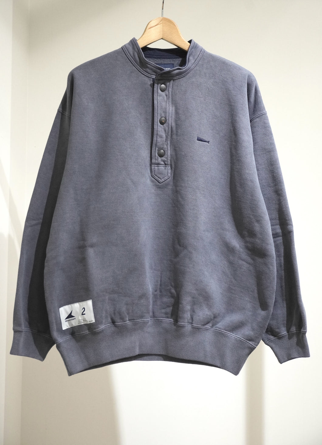 VOIL HENLEY NECK PIGMENT DYE