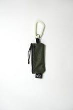 画像をギャラリービューアに読み込む, HANGG NARROW LIP CASE TAKES HANDS
