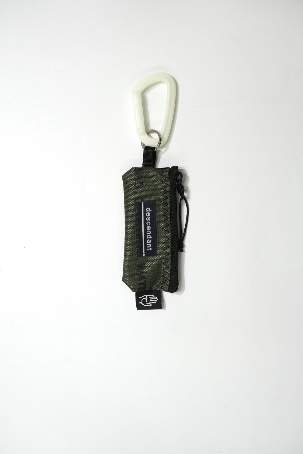 HANGG NARROW LIP CASE TAKES HANDS