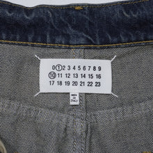 画像をギャラリービューアに読み込む, DENIM JEANS SLASH DETAIL
