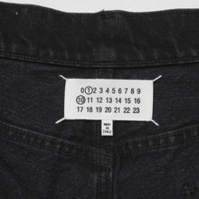 画像をギャラリービューアに読み込む, DENIM JEANS SLASH DETAIL
