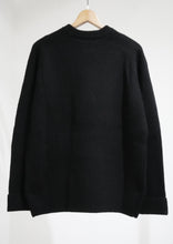 画像をギャラリービューアに読み込む, CLAM CREW NECK KNIT
