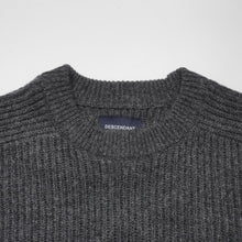 画像をギャラリービューアに読み込む, CLAM CREW NECK KNIT
