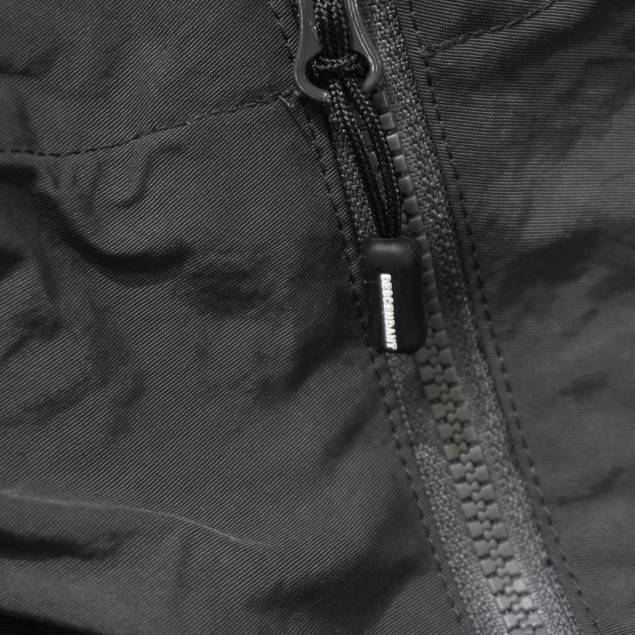 BAIT NYLON ANORAK – Roots Bonds ONLINE STORE