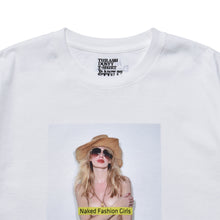 画像をギャラリービューアに読み込む, Mike Dowson Naked Summer Girl Photo Tee by Stie-lo
