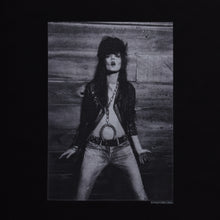 画像をギャラリービューアに読み込む, Stie-lo × Irina.L &quot;The front&quot; T-SH
