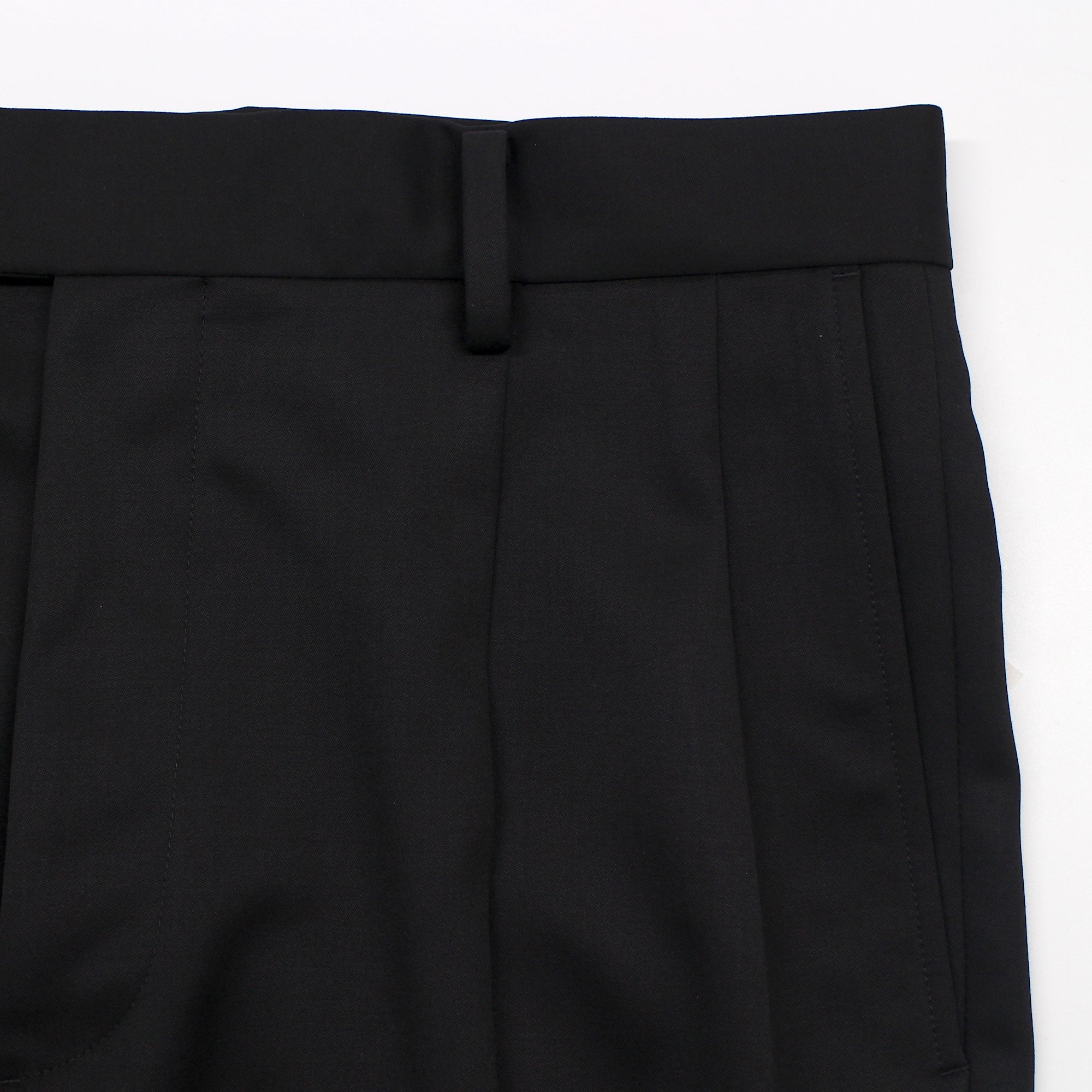 DOUBLE PLEATED SHORT TROUSERS(TYPE2) Roots Bonds ONLINE STORE