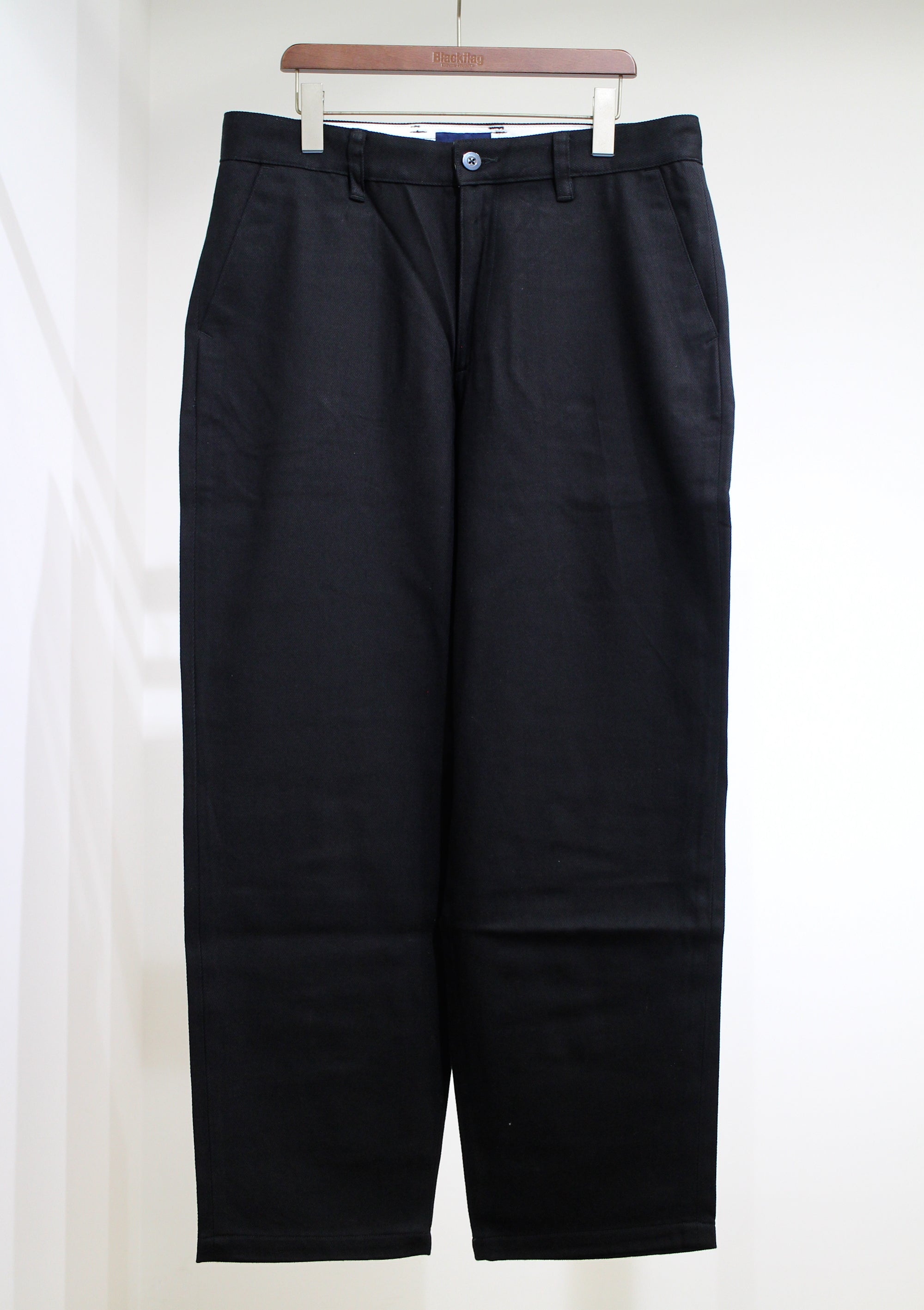 DC-6 GDT ORGANIC COTTON TWILL TROUSERS – Roots Bonds ONLINE STORE