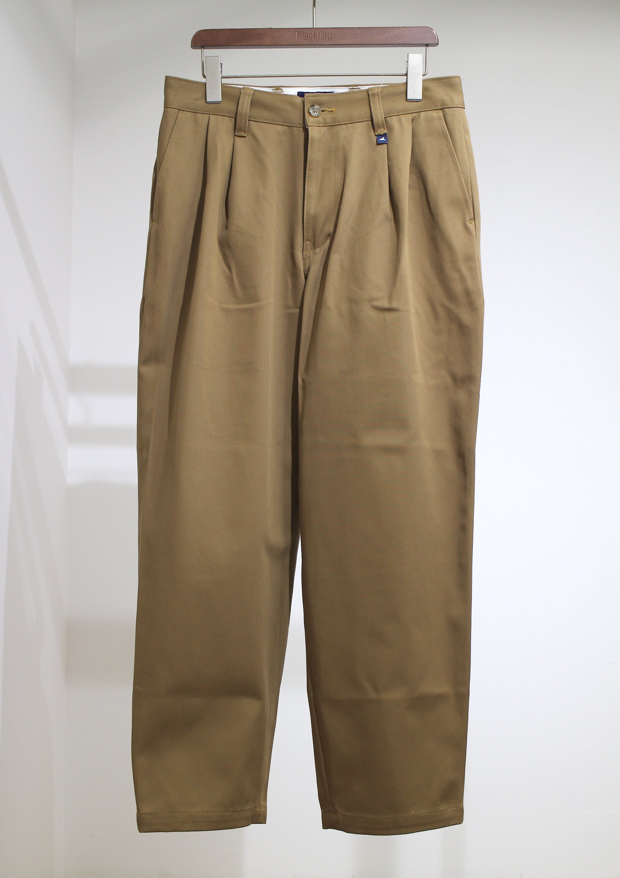DC-3 ORGANIC COTTON TWIL TROUSERS – Roots Bonds ONLINE STORE