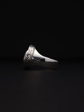 画像をギャラリービューアに読み込む, Engraved Oval Stone Ring(Silver)
