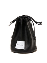 画像をギャラリービューアに読み込む, LEATHER BUCKET BAG

