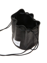 画像をギャラリービューアに読み込む, LEATHER BUCKET BAG
