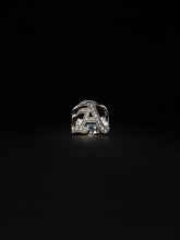 画像をギャラリービューアに読み込む, Engraved Initial Ring
